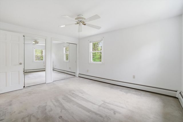 4 Timothy Lane, Hudson, NH 03051