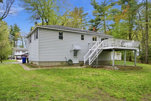 4 Timothy Lane, Hudson, NH 03051