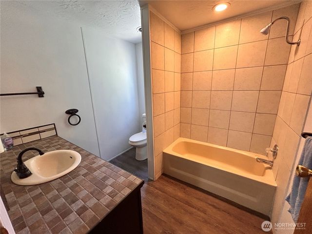 850 Crescent Street, Raymond, WA 98577