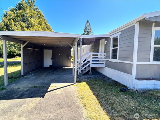 850 Crescent Street, Raymond, WA 98577