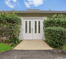 4810 Johnson St, Hollywood, FL 33021