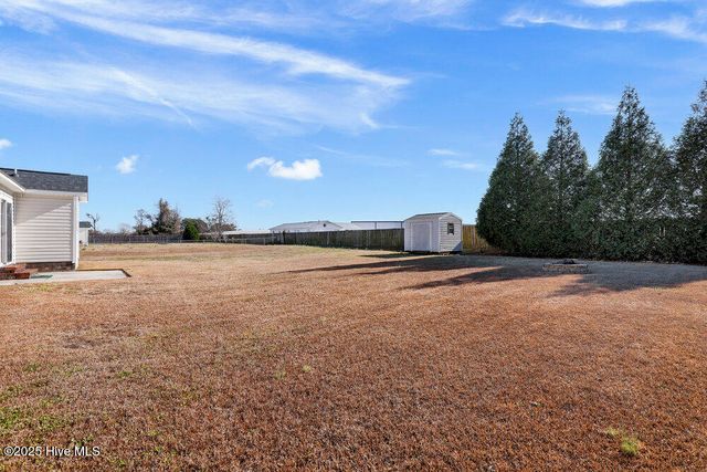 106 Clint Mills Road, Maysville, NC 28555