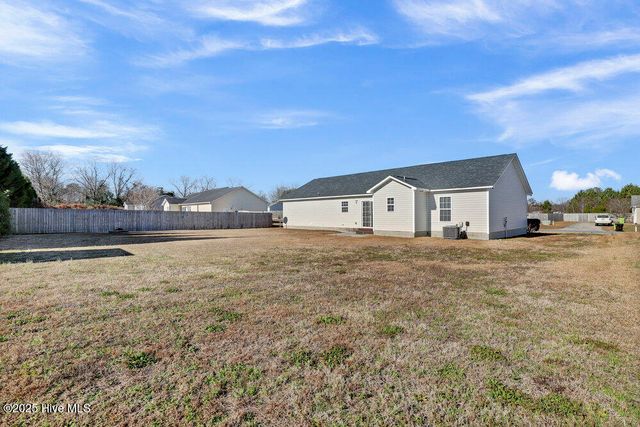 106 Clint Mills Road, Maysville, NC 28555