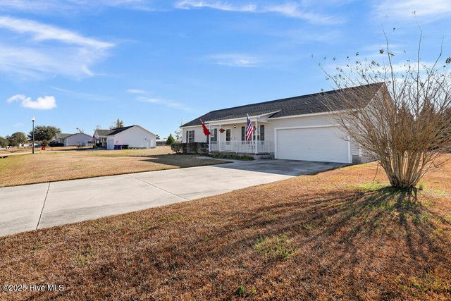 106 Clint Mills Road, Maysville, NC 28555