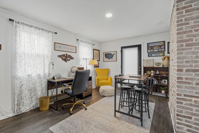 17 Kensington Drive, Sandwich, MA 02563