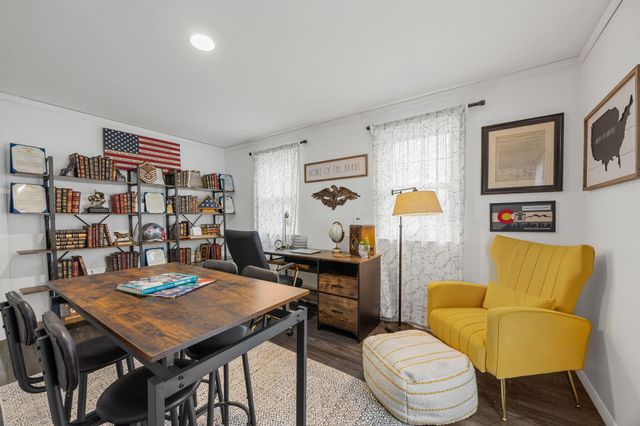 17 Kensington Drive, Sandwich, MA 02563