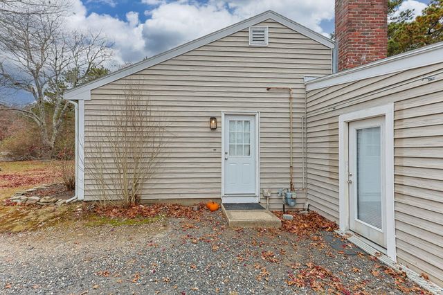 17 Kensington Drive, Sandwich, MA 02563