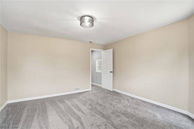 766 E Summit, Alliance, OH 44601