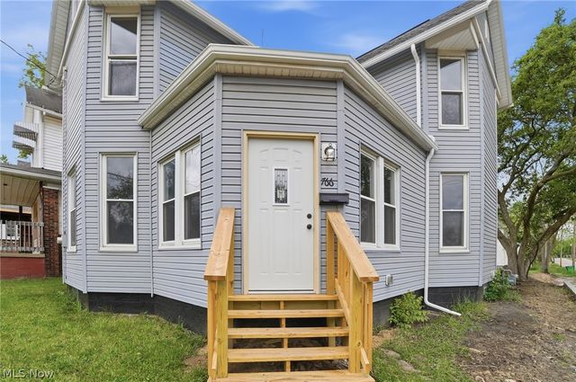 766 E Summit, Alliance, OH 44601