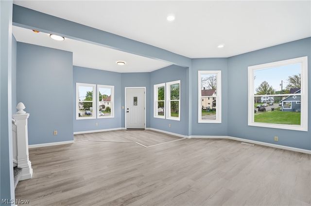 766 E Summit, Alliance, OH 44601