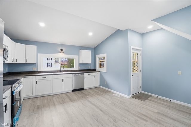 766 E Summit, Alliance, OH 44601