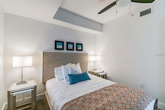 10116 GULF BOULEVARD 405W, St Petersburg, FL 33706