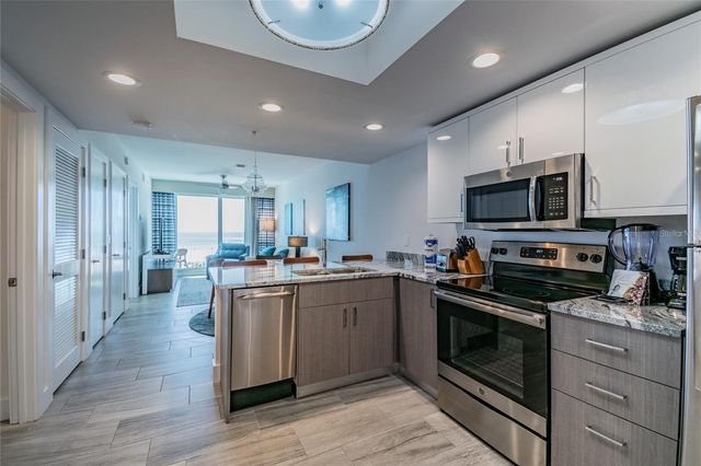 10116 GULF BOULEVARD 405W, St Petersburg, FL 33706