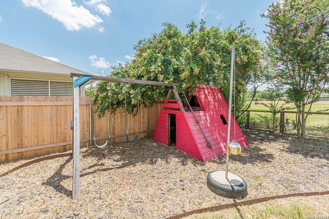937 LAUREN ST, New Braunfels, TX 78130