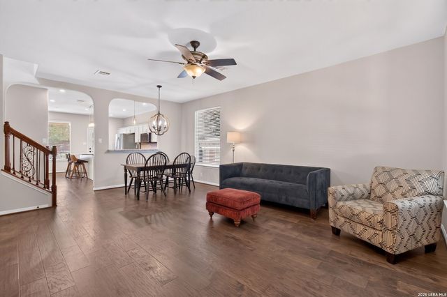 937 LAUREN ST, New Braunfels, TX 78130