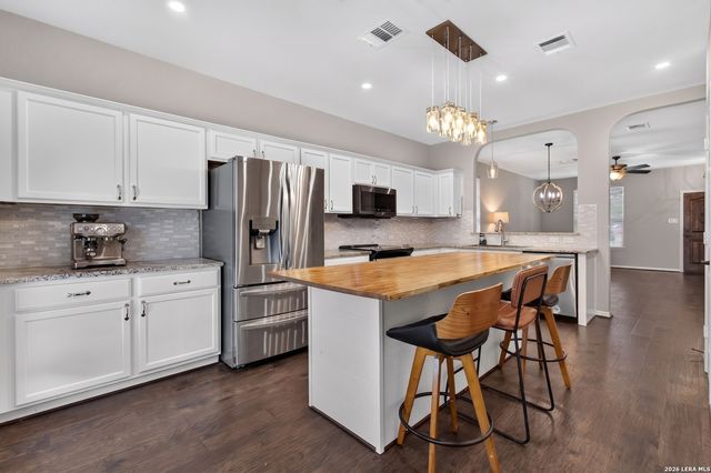 937 LAUREN ST, New Braunfels, TX 78130