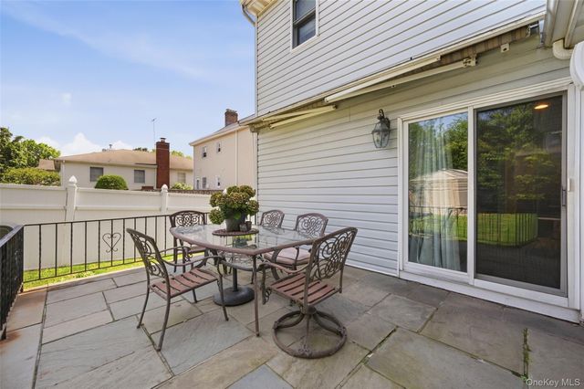 8 Ridge Street, Eastchester, NY 10709
