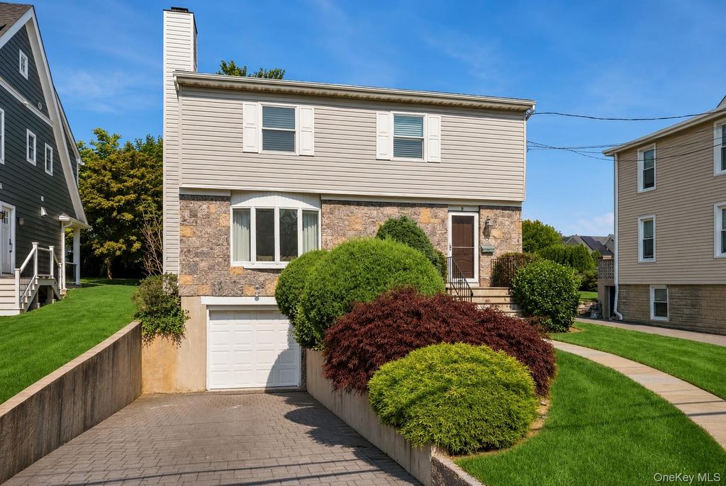 8 Ridge Street, Eastchester, NY 10709