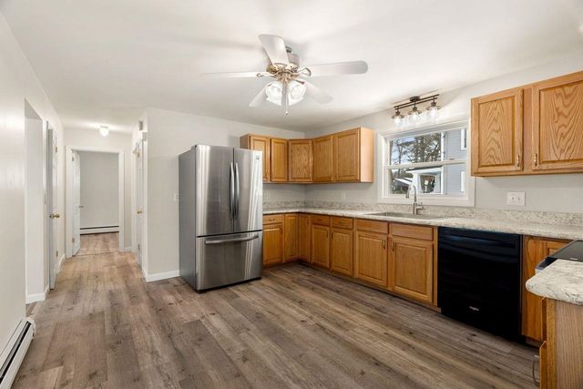 77 St James Avenue, Manchester, NH 03102