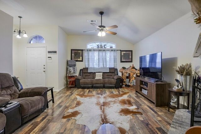 1230 Misty Drive, Midlothian, TX 76065