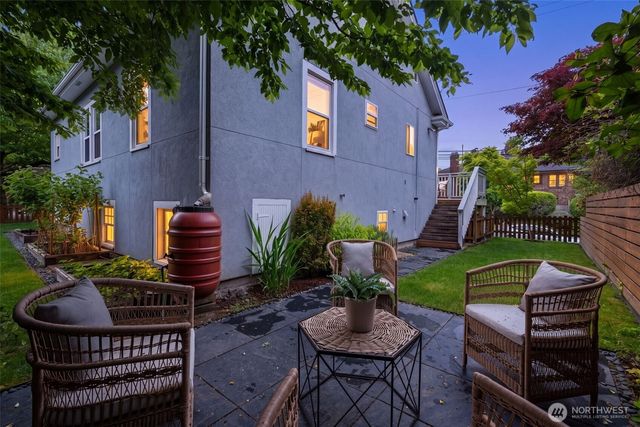 828 24th Avenue, Seattle, WA 98122