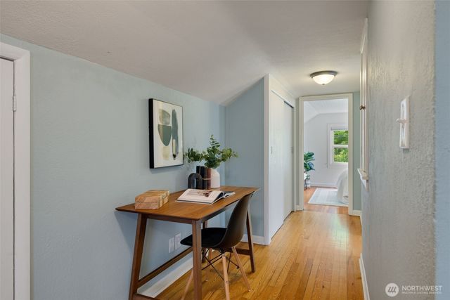 828 24th Avenue, Seattle, WA 98122