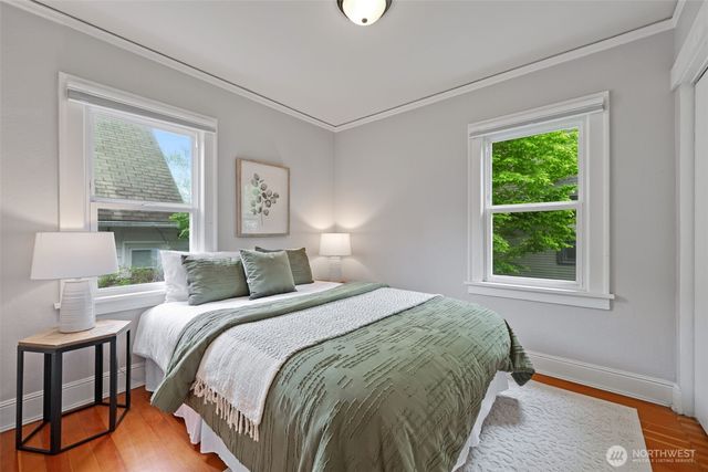 828 24th Avenue, Seattle, WA 98122