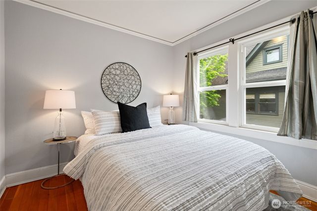 828 24th Avenue, Seattle, WA 98122