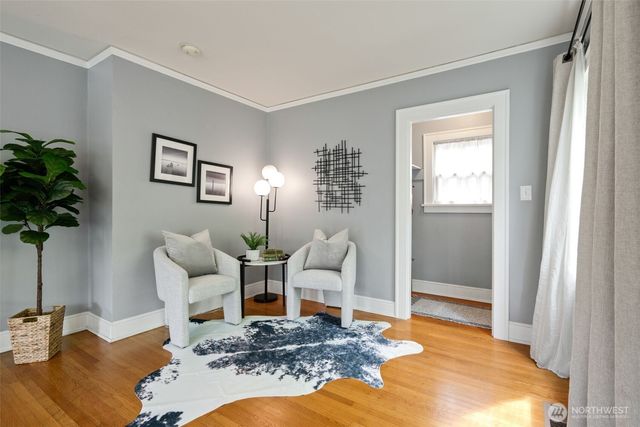 828 24th Avenue, Seattle, WA 98122