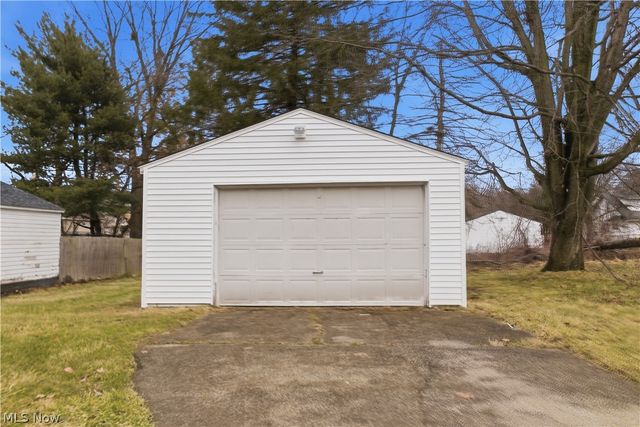 3629 Irma Street, Youngstown, OH 44502