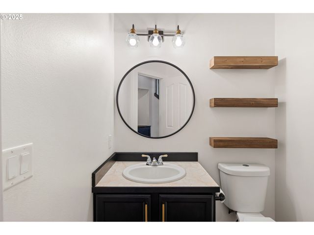 6808 Moses Pass, Springfield, OR 97478