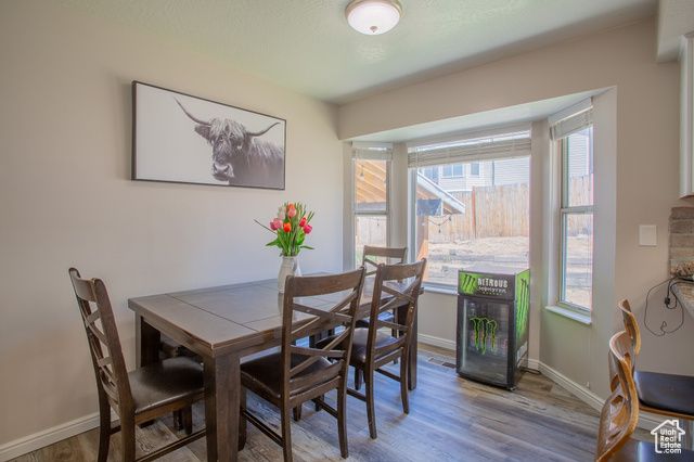 1211 E SPRING RIDGE DR, Sandy, UT 84094