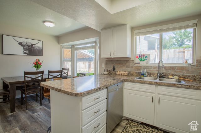 1211 E SPRING RIDGE DR, Sandy, UT 84094