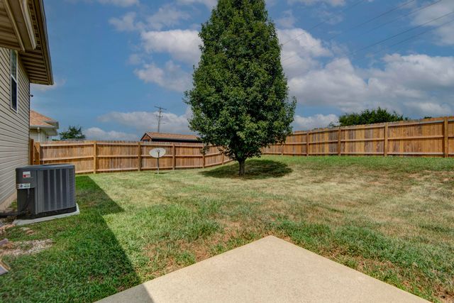 3808 N Spring Brooke Avenue, Springfield, MO 65803