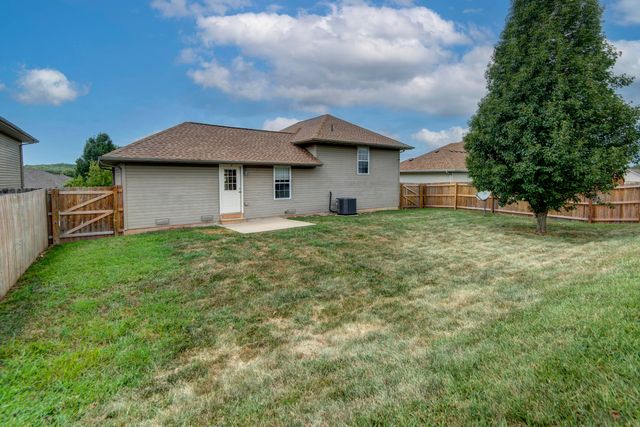 3808 N Spring Brooke Avenue, Springfield, MO 65803