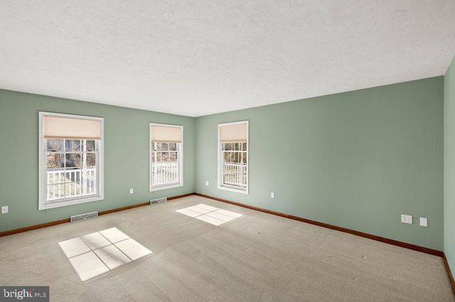 105 ROUND TOP LN, Gettysburg, PA 17325