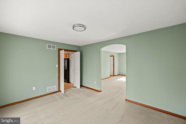 105 ROUND TOP LN, Gettysburg, PA 17325