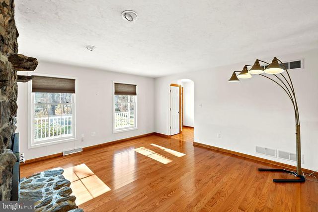 105 ROUND TOP LN, Gettysburg, PA 17325