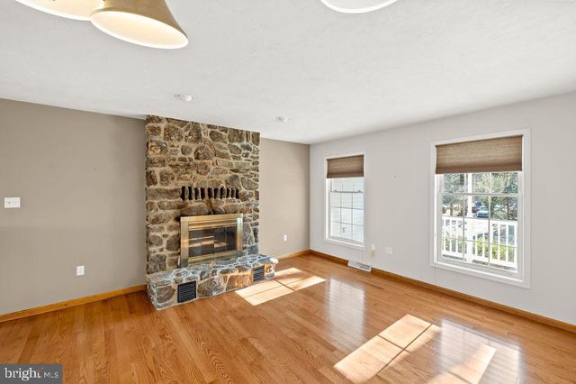 105 ROUND TOP LN, Gettysburg, PA 17325