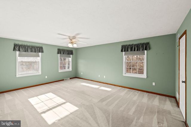 105 ROUND TOP LN, Gettysburg, PA 17325