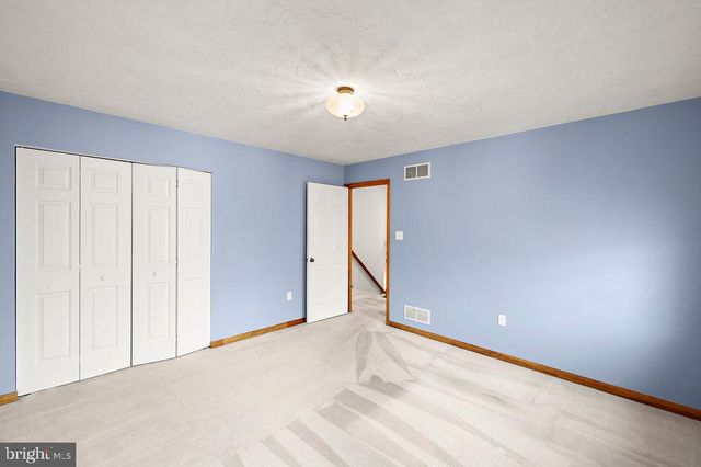 105 ROUND TOP LN, Gettysburg, PA 17325