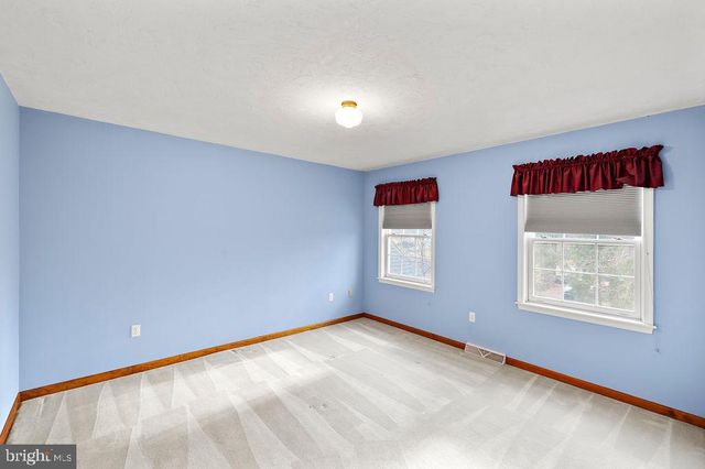 105 ROUND TOP LN, Gettysburg, PA 17325