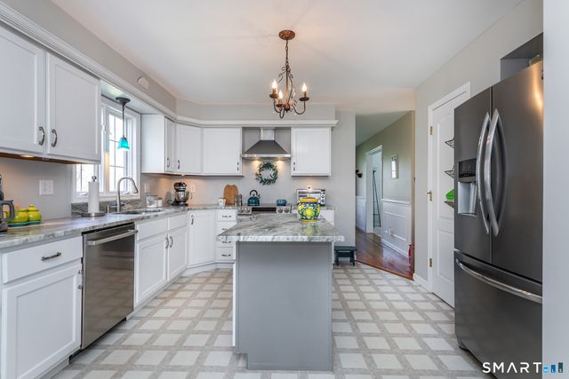 3 Broadview Lane, New Milford, CT 06776