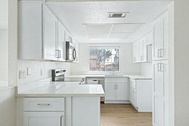 818 S Westwood 210, Mesa, AZ 85210