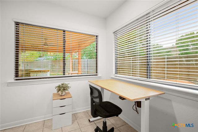 305 E Tanglewood Drive, New Braunfels, TX 78130