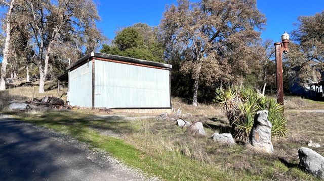 11145 S Rodesino Rd, Mountain Ranch, CA 95246