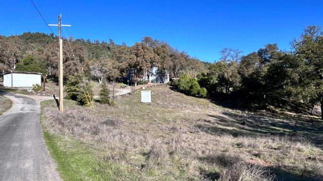 11145 S Rodesino Rd, Mountain Ranch, CA 95246