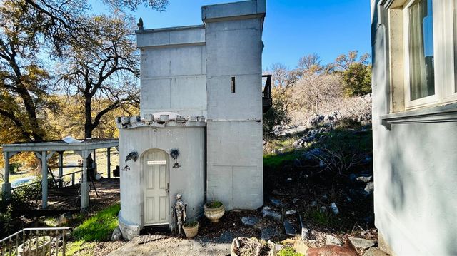 11145 S Rodesino Rd, Mountain Ranch, CA 95246