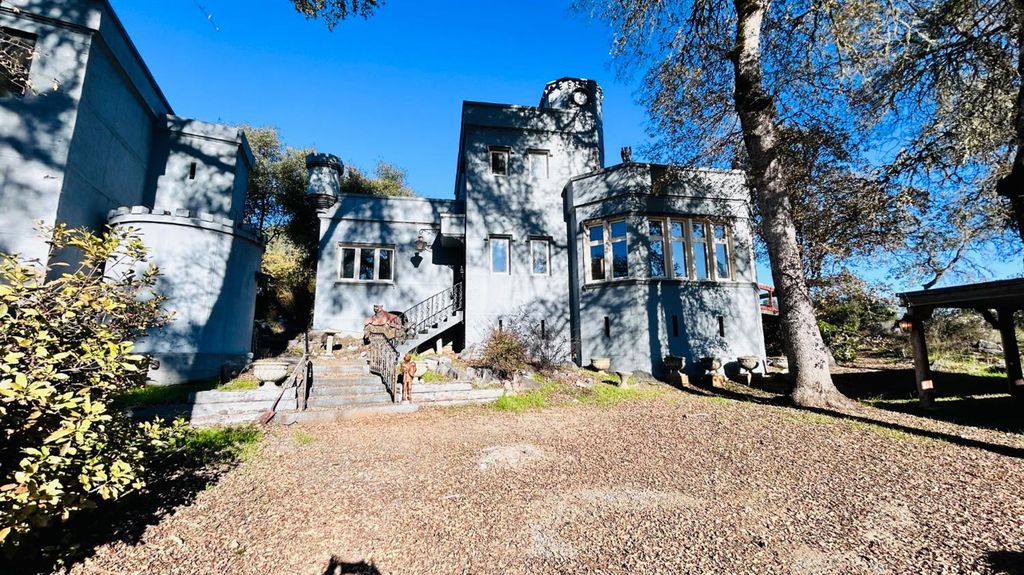 11145 S Rodesino Rd, Mountain Ranch, CA 95246