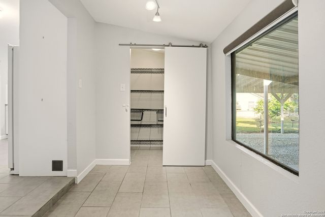 2375 W Mulberry Ave, San Antonio, TX 78201